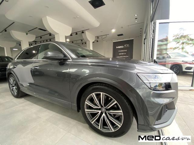 AUDI - Q8 - 50 TDI 286 CV quattro tiptronic Sport