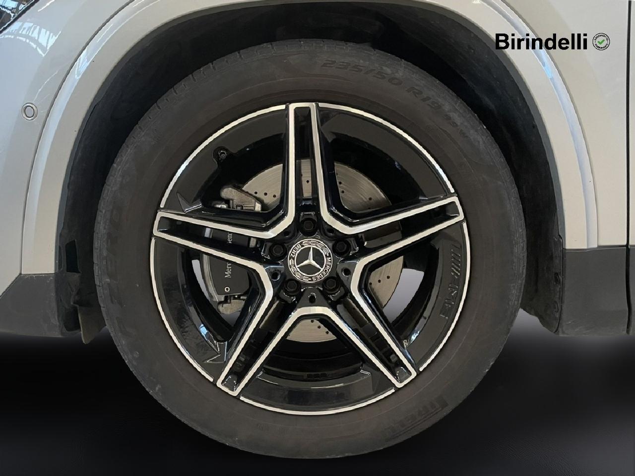 Mercedes-Benz GLA (H247) - GLA 180 d Automatic AMG Line Premium