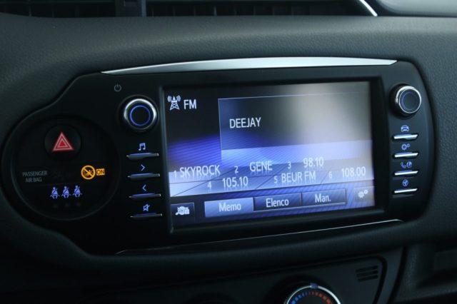TOYOTA Yaris 1.0 5 porte Business / Neopatentati