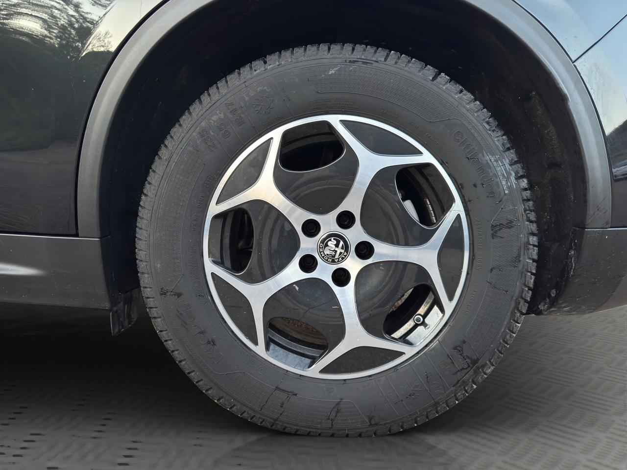 Alfa Romeo Stelvio 2.2 Turbodiesel 190 CV AT8 Q4 Business
