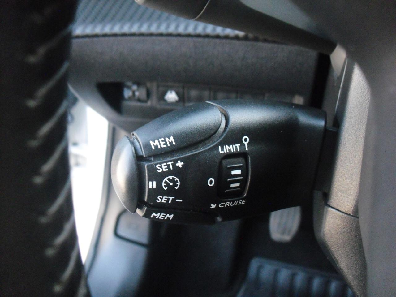 Peugeot 208 BlueHDi 100 S&S 5 porte Active, PERFETTA, CON SOLI 57.000 KM!!