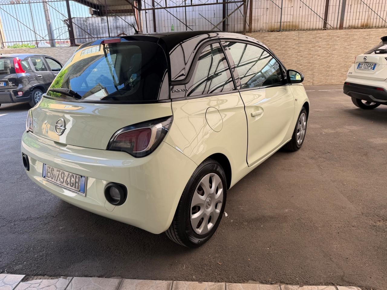Opel Adam 1.2 benzina 2013