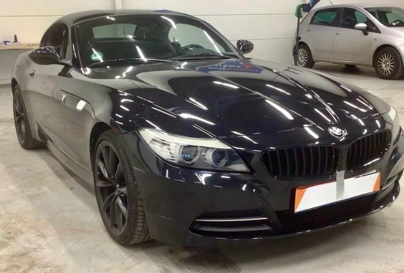 Bmw Z4 185CV Steptronic – PELLE NERA NAVY SENSORI SOLO 53.000 km