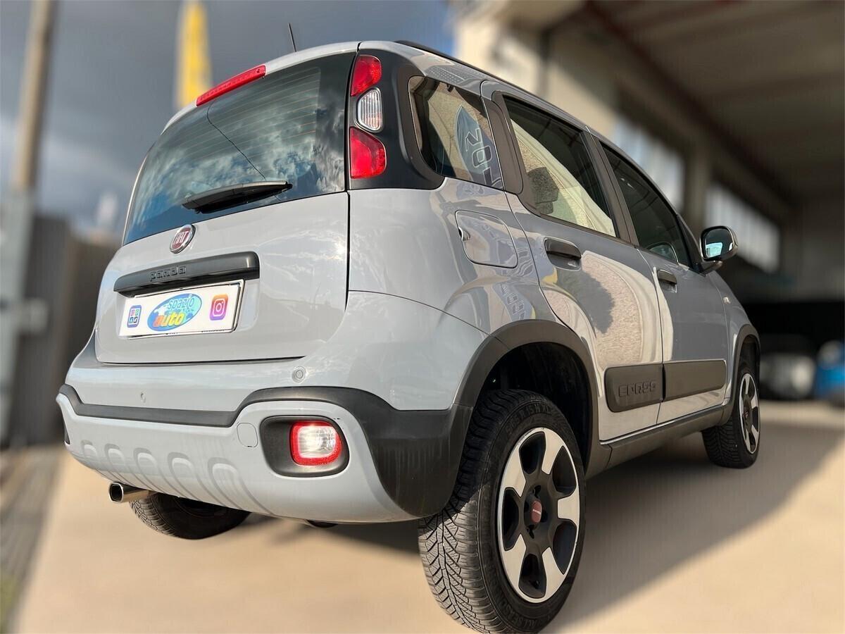 Panda 0.9 TwinAir Turbo S&S 4x4 City Cross - BENZINA GPL