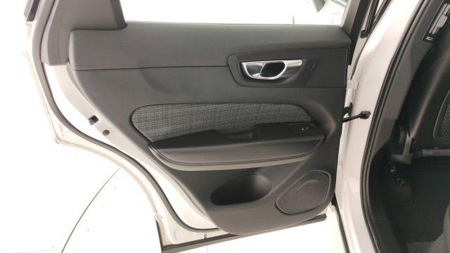 VOLVO XC60 T6 Recharge Plug-in Hybrid AWD automatico Core