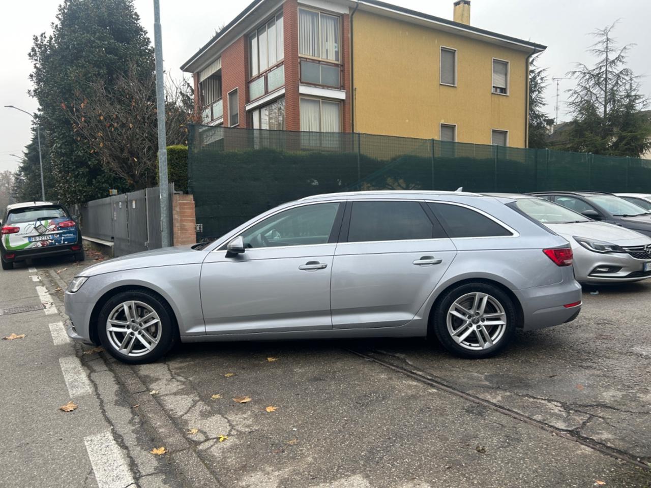 Audi A4 Avant 2.0 TDI 190 CV ultra S tronic Business Sport