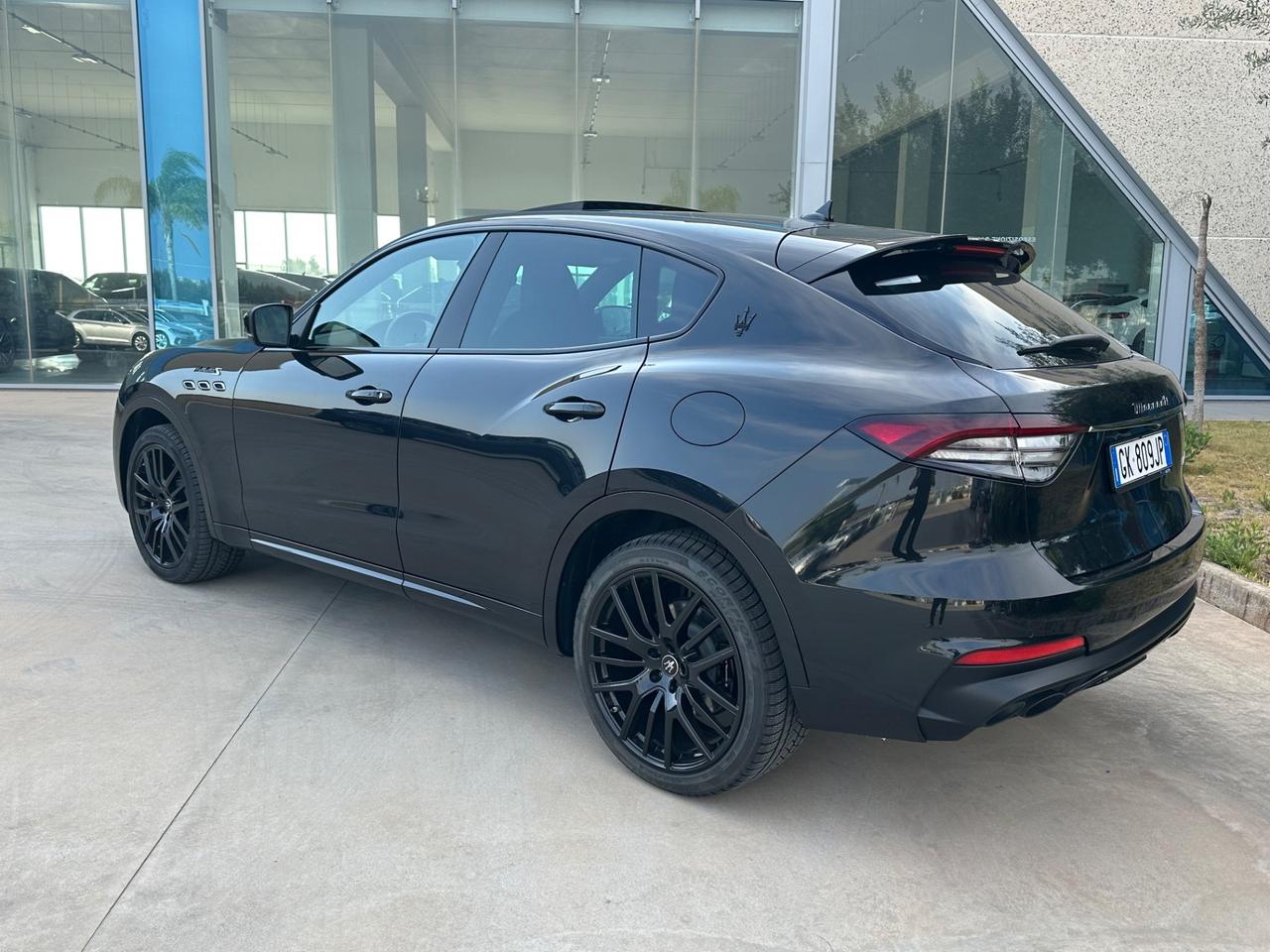 Maserati Levante 3.0 V6 Modena S possibilità noleggio no scoring