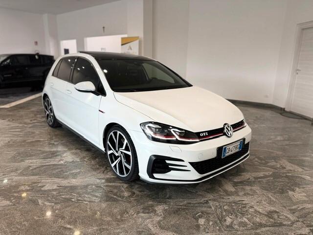 Volkswagen Golf GTI Performance 2.0 245 CV