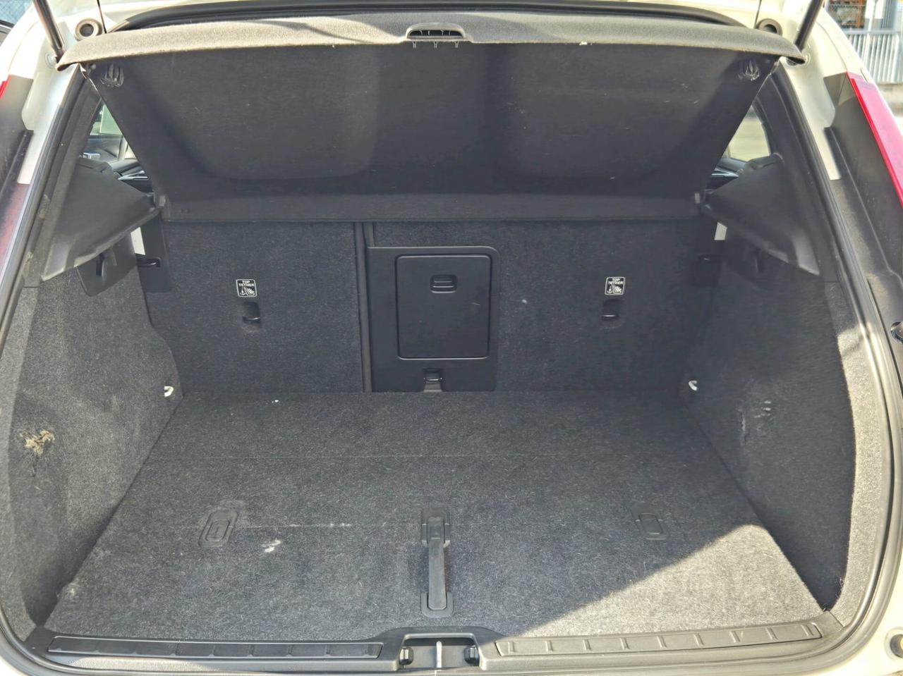 Volvo XC40 D3 Geartronic Business Plus