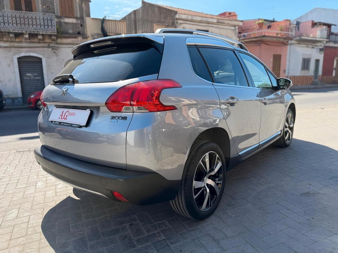Peugeot 2008 1.6 e-HDi 115 CV Allure BLOCK SYSTEM