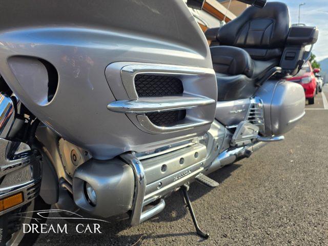 HONDA GL 1800 GOLD WING TOUR - NAVI - AIRBAG - RETROMARCIA