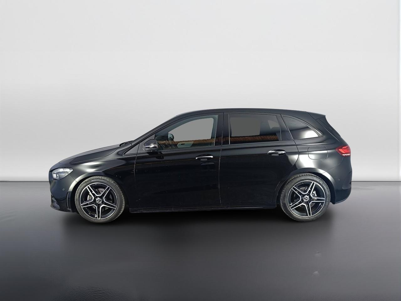 Mercedes-Benz Classe B - W247 2023 - B 180 d AMG Line Premium auto