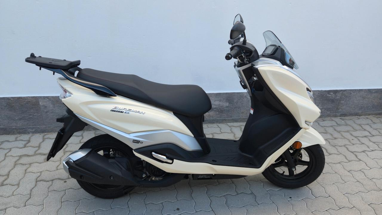 Suzuki Burgman 125 STREET