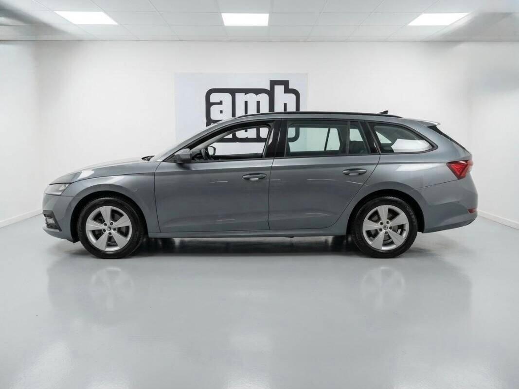 Skoda Octavia 2.0 TDI DSG Wagon Style