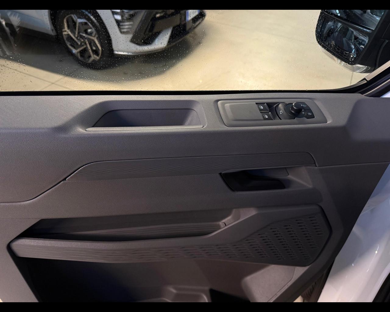 VOLKSWAGEN TRANSPORTER CARAVELLE T6 - TRANSPORTER VAN 2.0 TDI 110KW ANT. MAN. L1