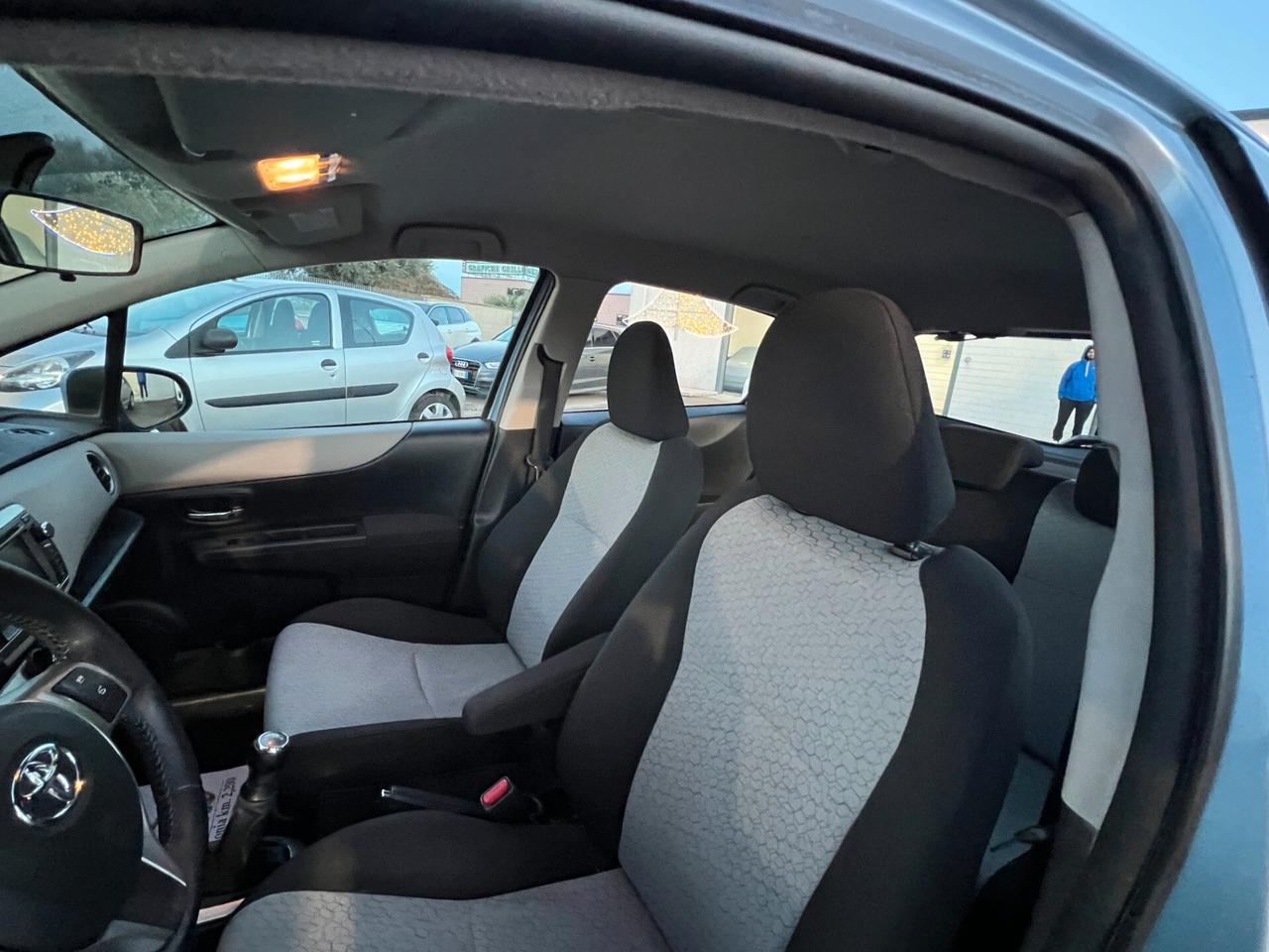 Toyota Yaris 1.0 5 porte Active Tagliandata