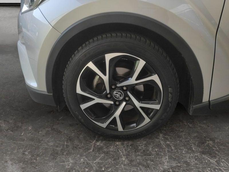 Toyota C-HR 1.8h Lounge 2wd e-cvt my18