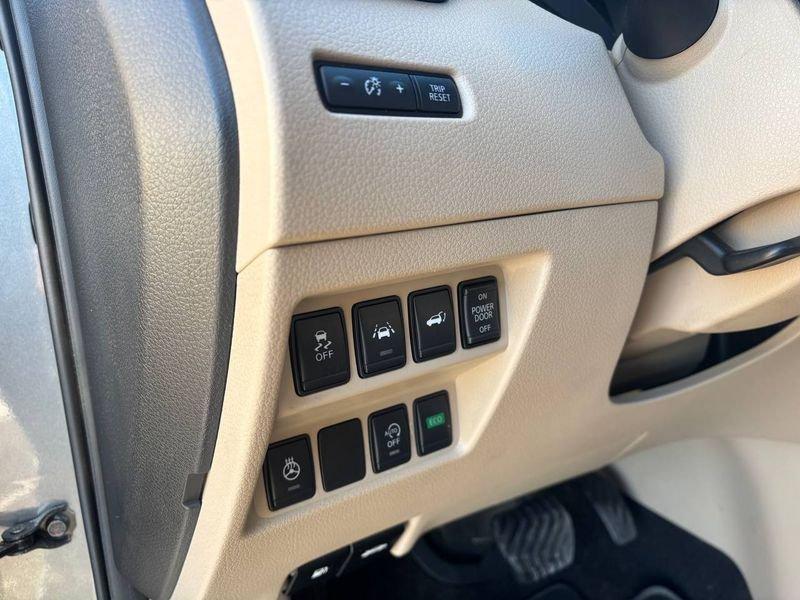 Nissan X-Trail AUT. 2.0 Diesel 177cv