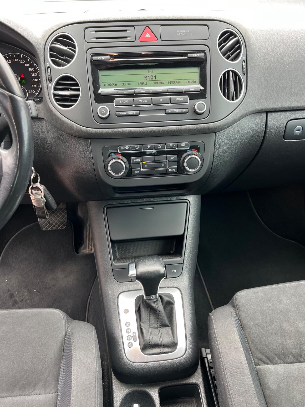 Volkswagen Golf Plus 1.6 TDI DPF DSG 5p. Highline