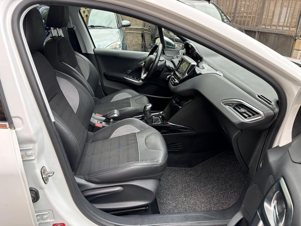 Peugeot 2008 1.6 e-HDi 92 CV Stop&Start Allure UNIPROPRIETARIO