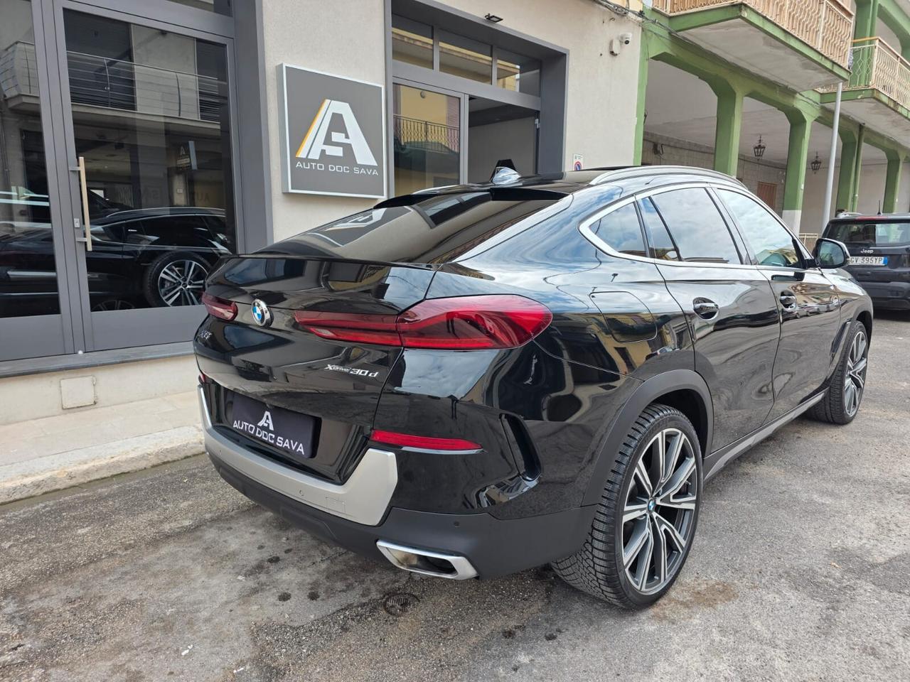 Bmw X6 3.0 D X-Drive 48V X-Line+Cerchi 22+Tetto+Luci Ambiente...