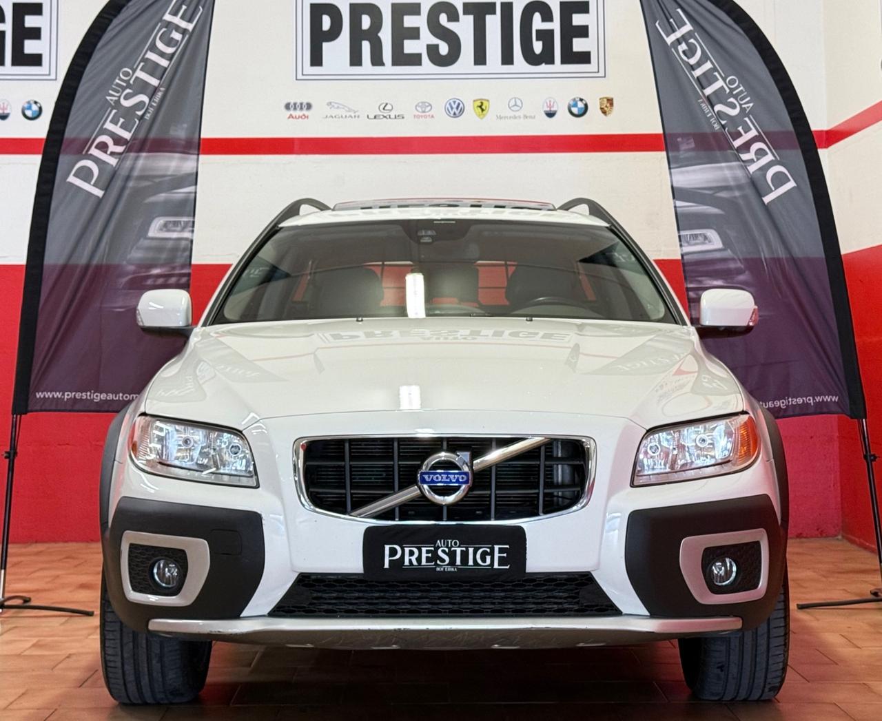 Volvo XC 70 XC70 D5 AWD Geartronic Summum