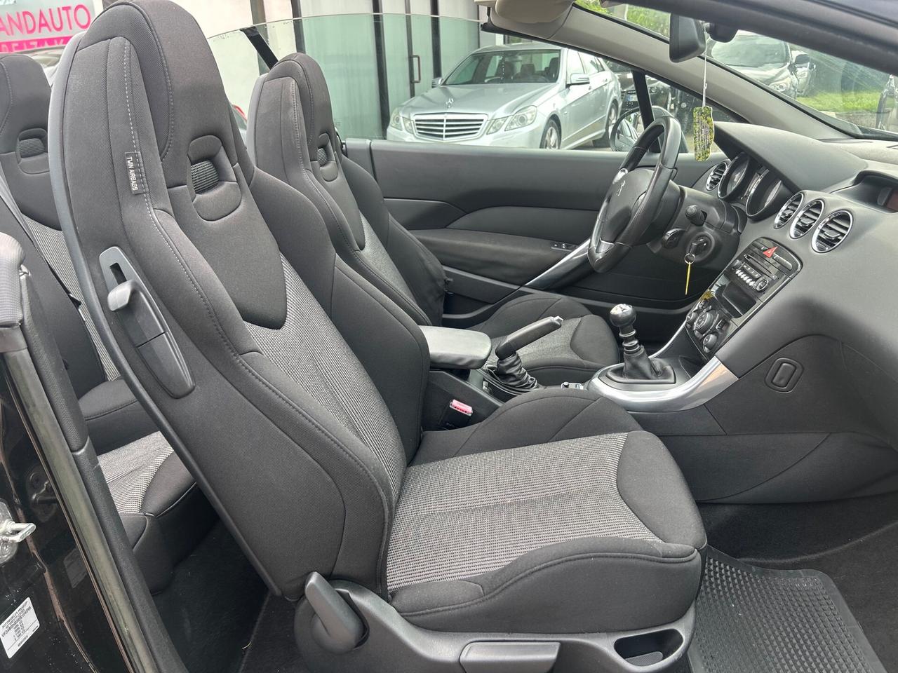 Peugeot 308 1.6 e-HDi 115CV Stop&Start CC Allure