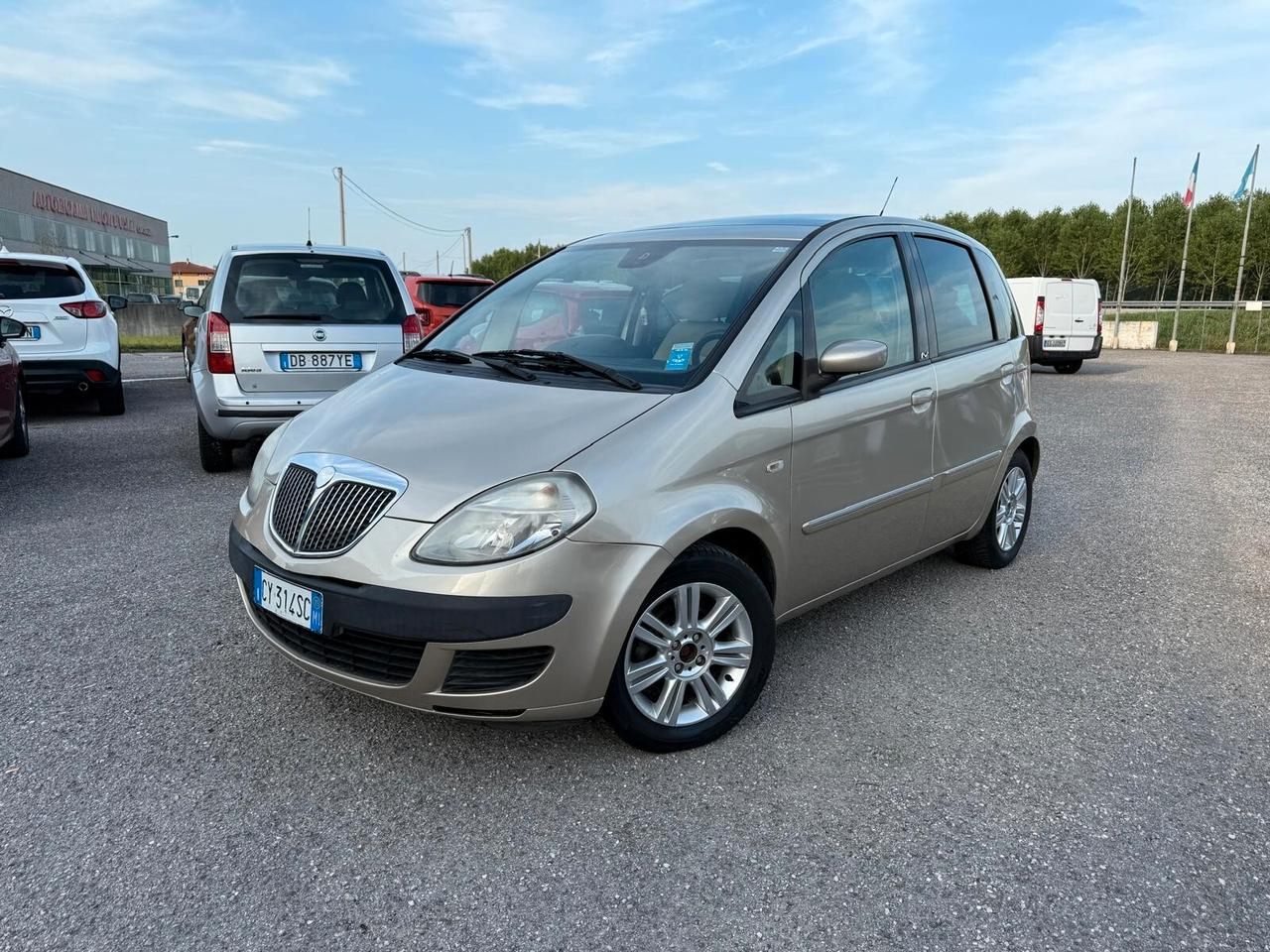 Lancia MUSA 1.4 16V Benz Solo Km 91.500!!!