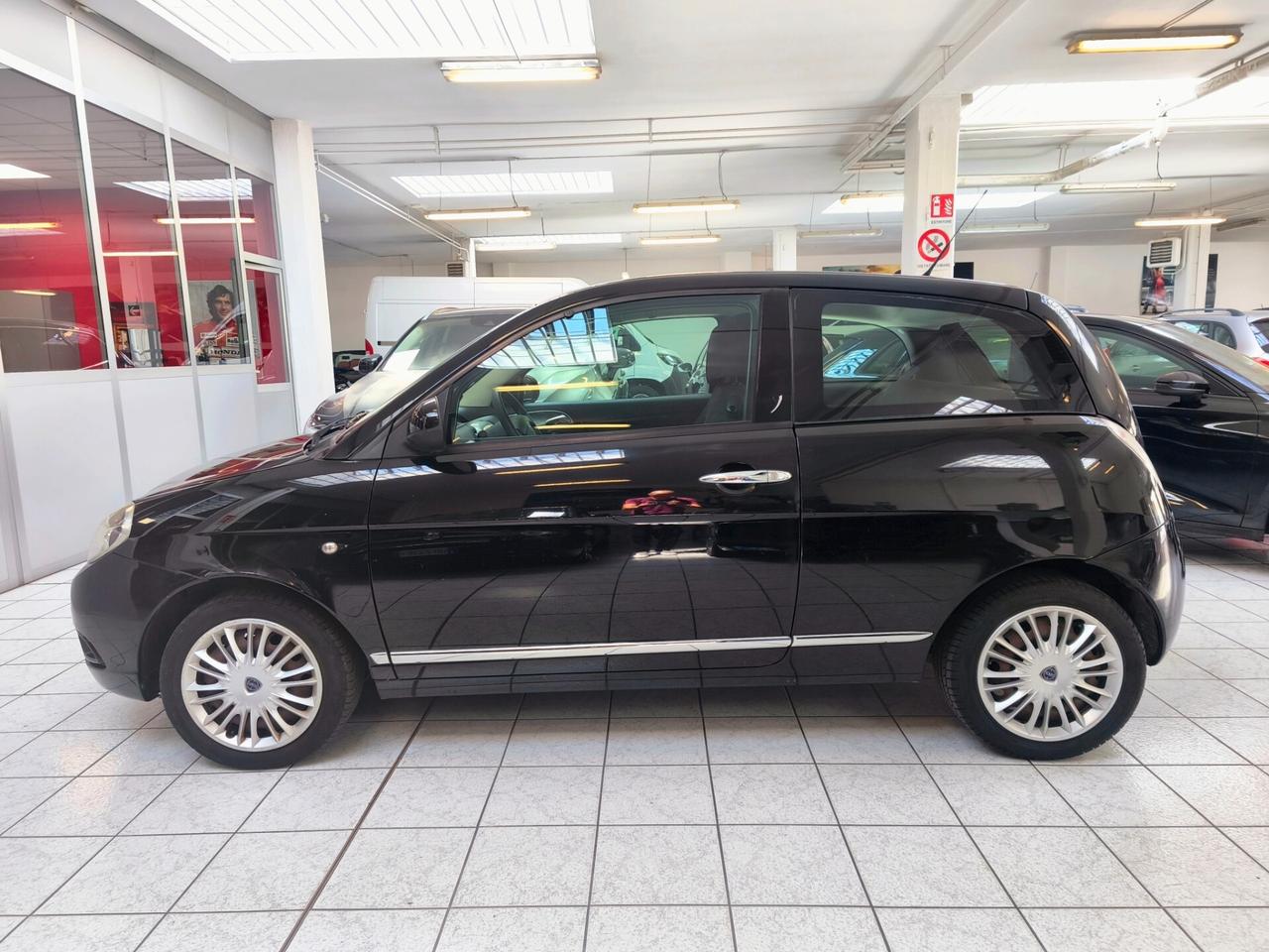 Lancia Ypsilon 1.2 69 CV Diva