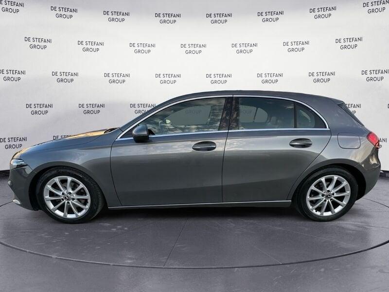 Mercedes-Benz Classe A A 180 d Sport