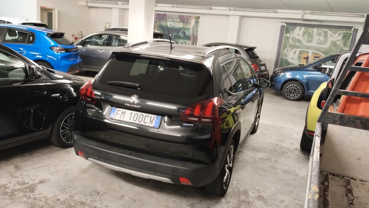 Peugeot 2008 PureTech Turbo 110 S&S Black Matt