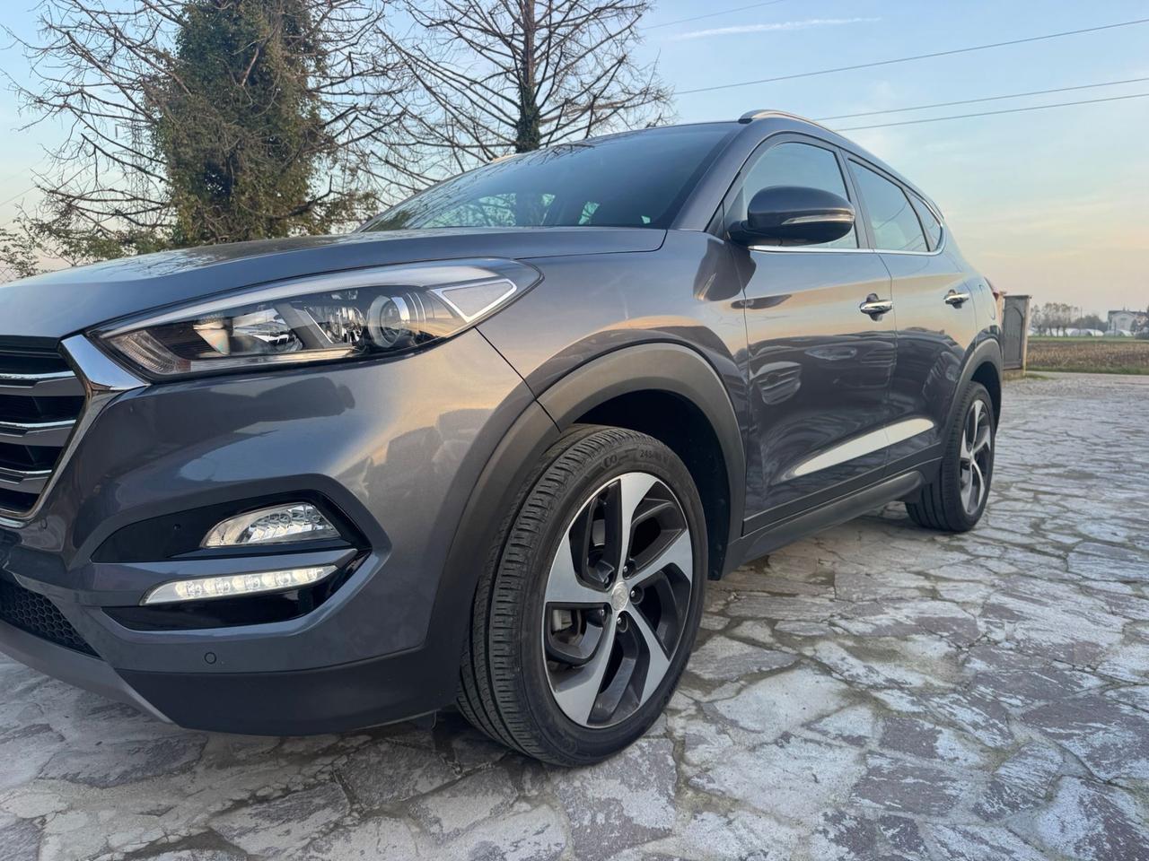 Hyundai Tucson 1.7 CRDi Sound Edition neopatentati