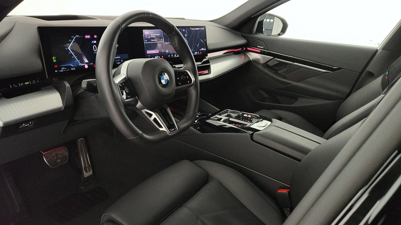 BMW Serie 5 G61 2024 Touring - 520d Touring 48V xdrive MSport Pro auto