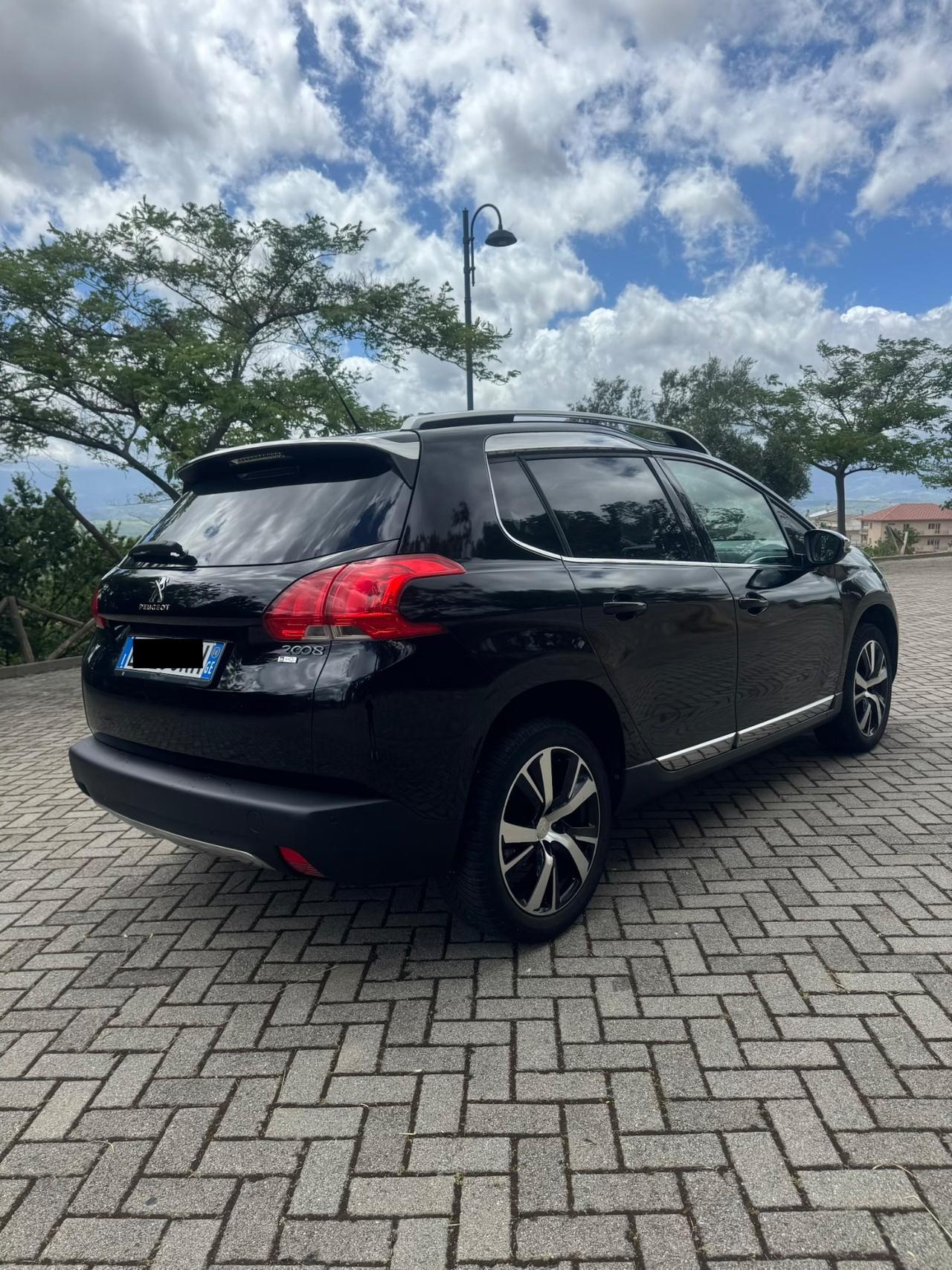 Peugeot 2008 1.6 e-HDi 115Cv *ALLURE* TETTO 2014