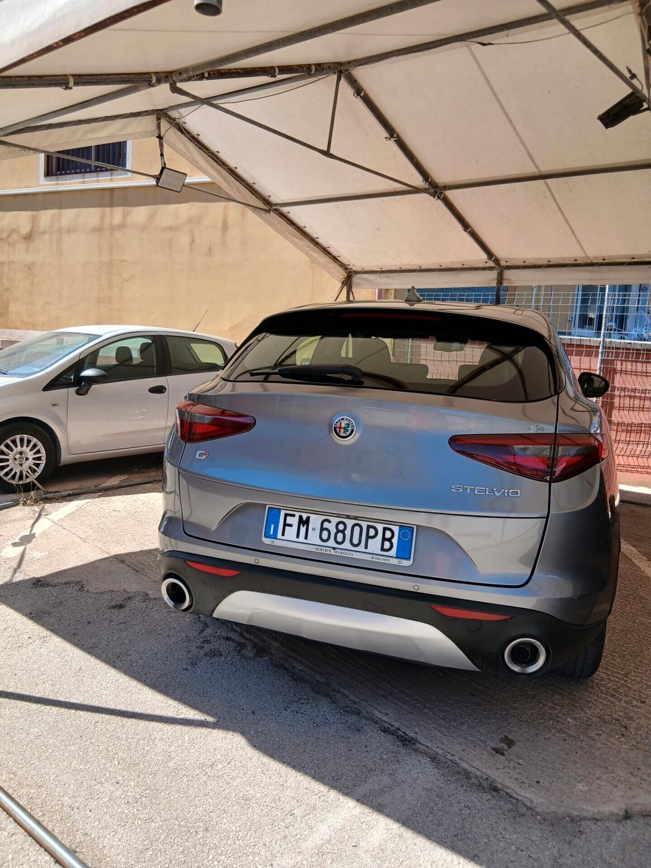 Alfa Romeo Stelvio 2.2 Turbodiesel 210 CV AT8 Q4