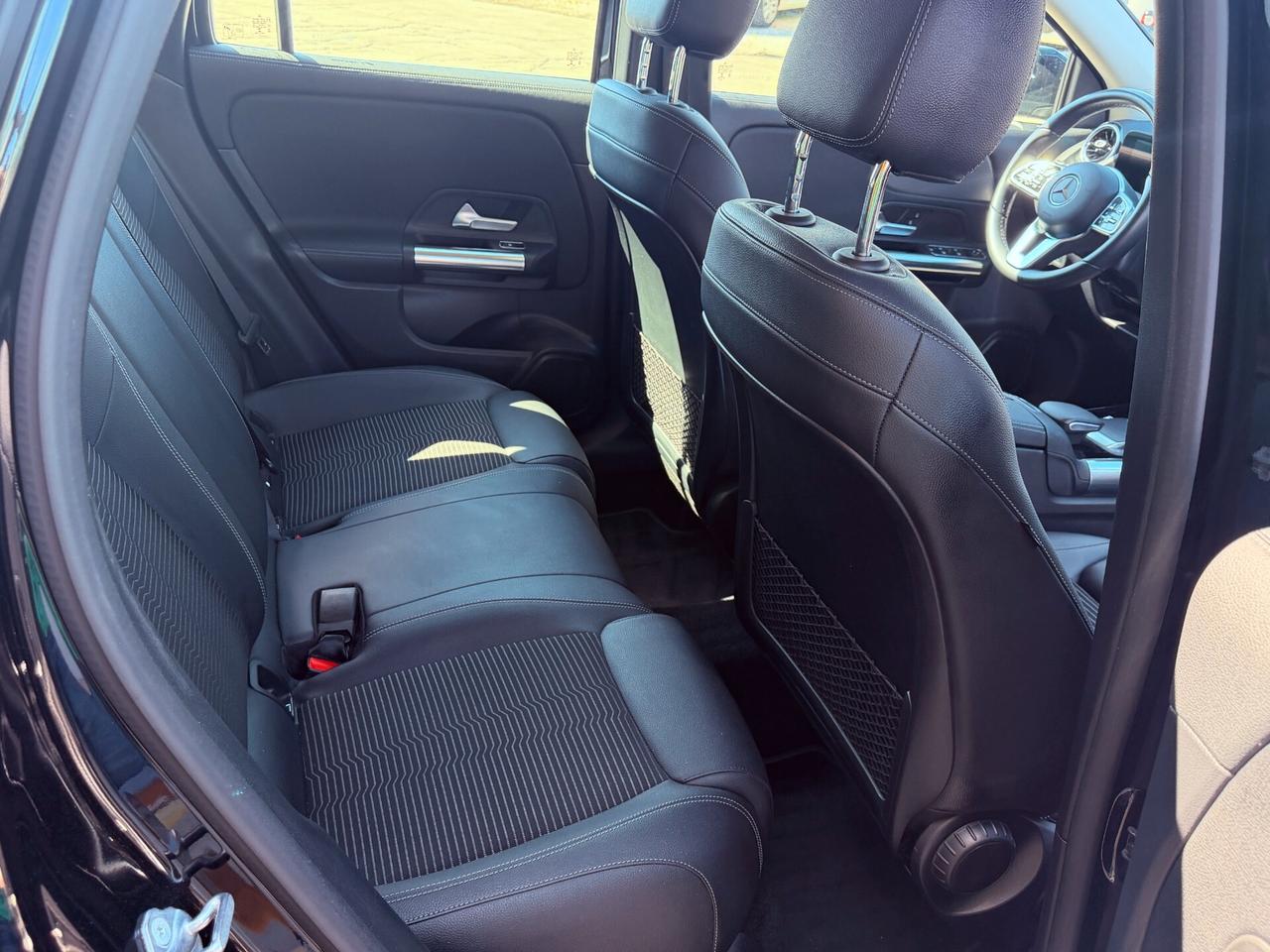 Mercedes-benz GLA 180 200 Automatic Progressive