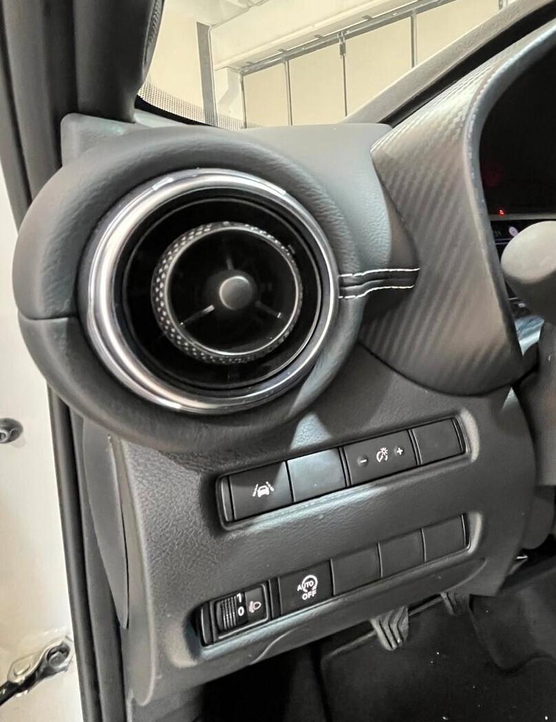 Nissan Juke 1.0 DIG-T 114 CV N-Connecta