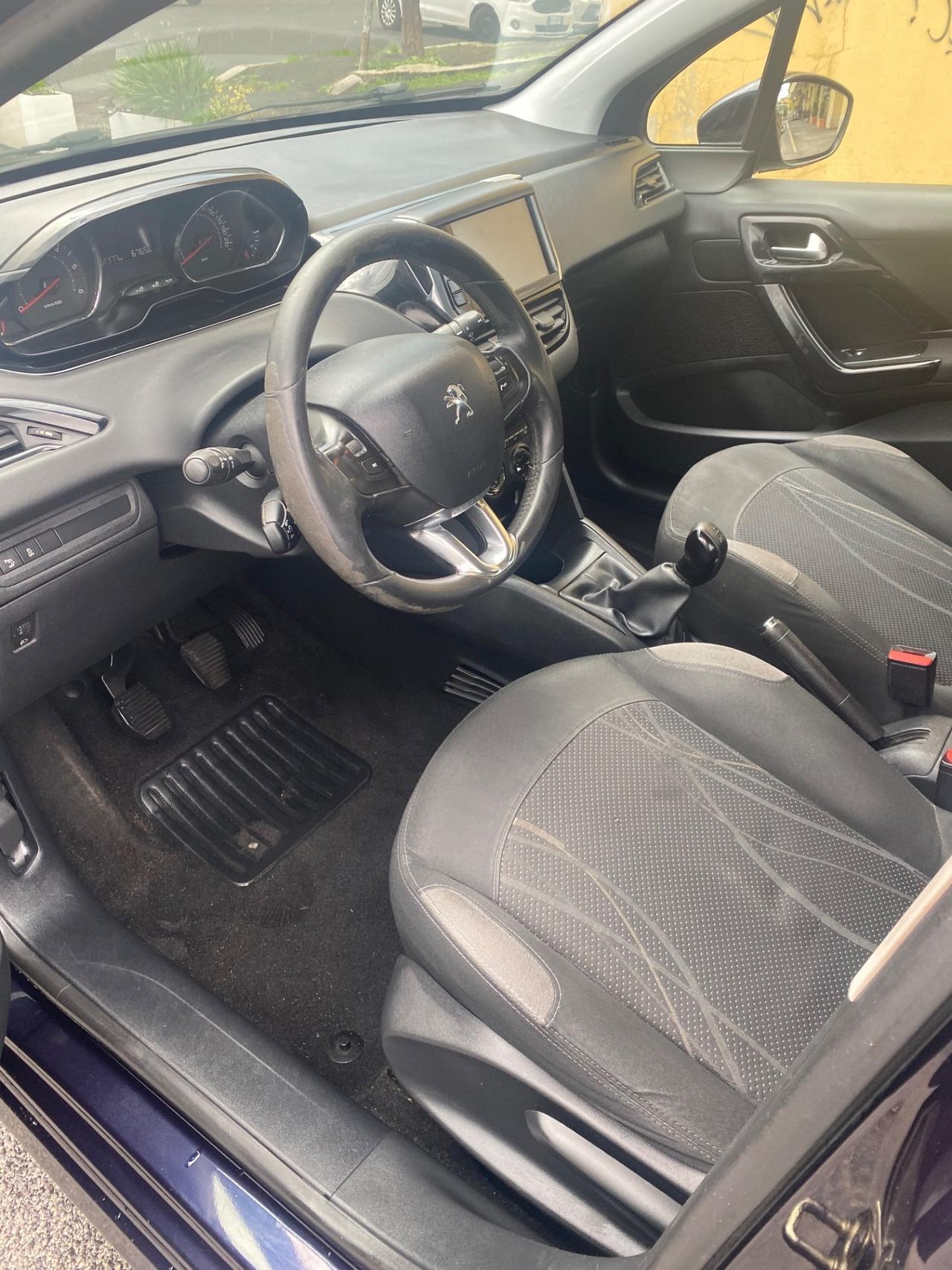 Peugeot 208 1.4 HDi UNICO PROPRIETARIO