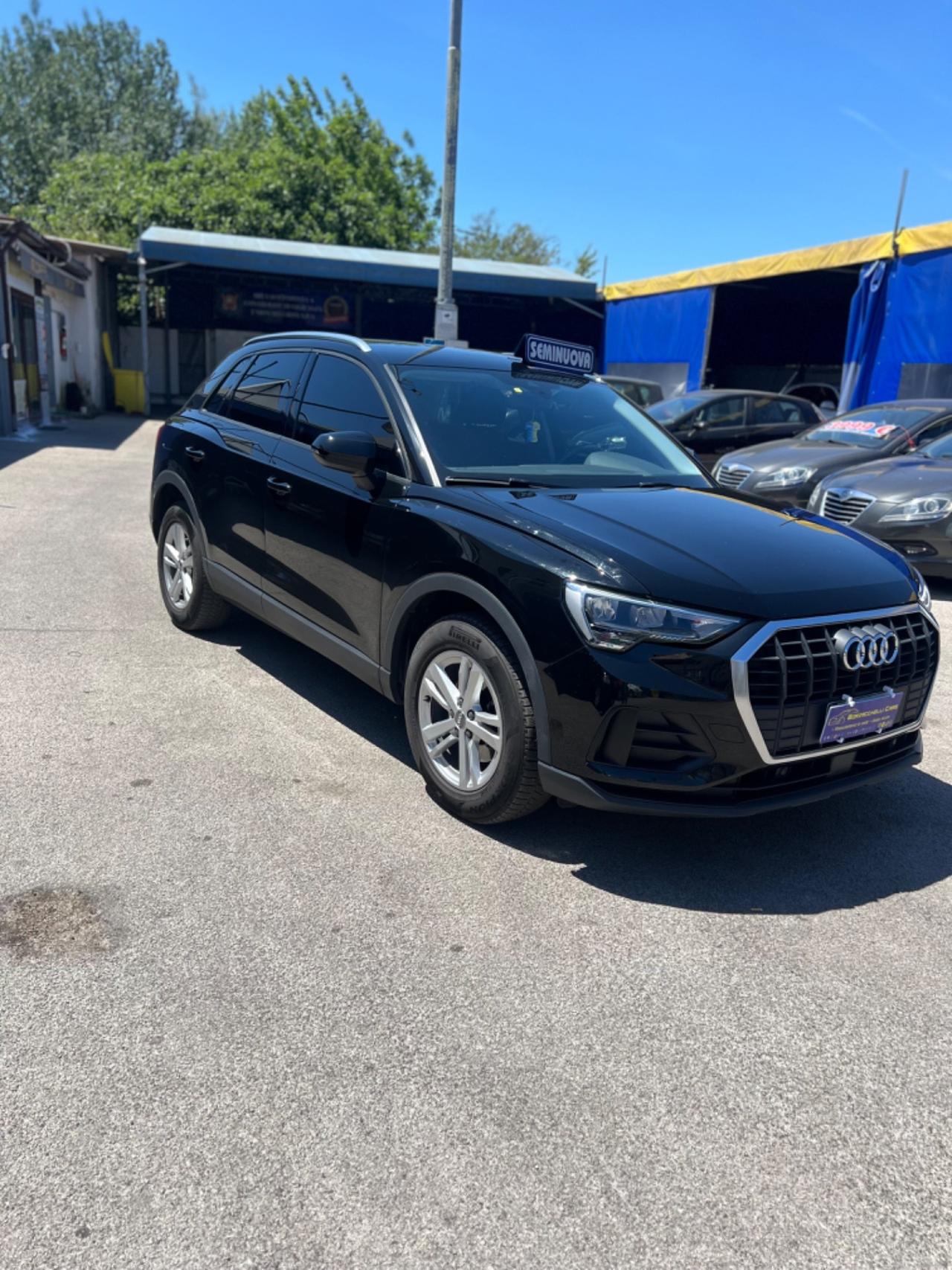 Audi Q3 35 TDI S tronic Business Advanced