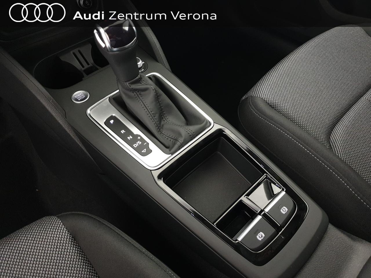 35TFSI 150CV S tronic Identity Black