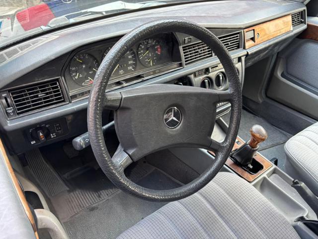 MERCEDES-BENZ 190 2.0 E
