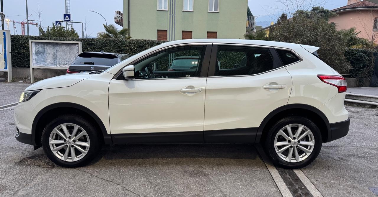 Nissan Qashqai 1.5 dCi Tekna