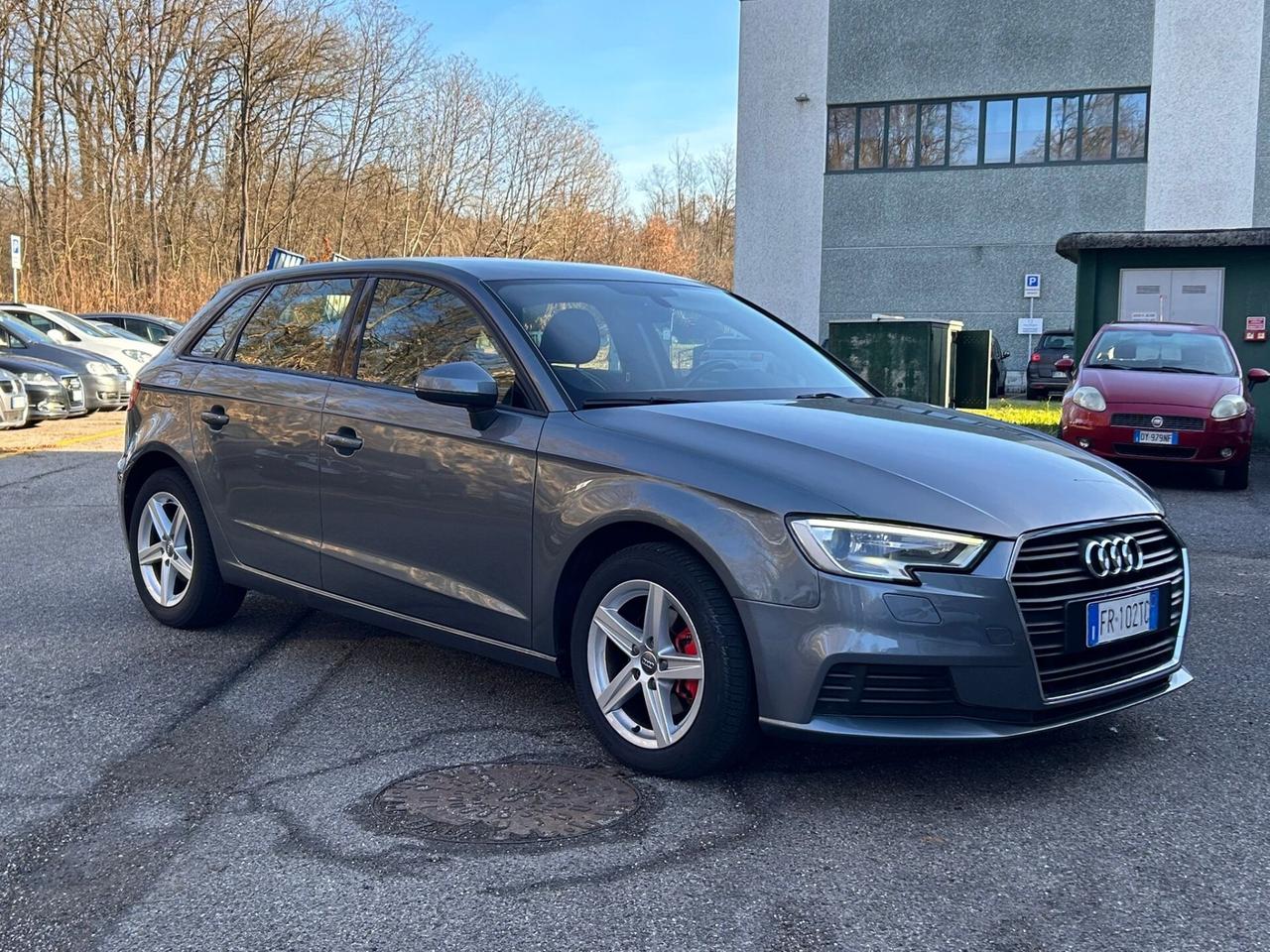 Audi A3 SPB 1.6 TDI 116 CV S tronic Sport*AUTOMATICA*CERCHI*