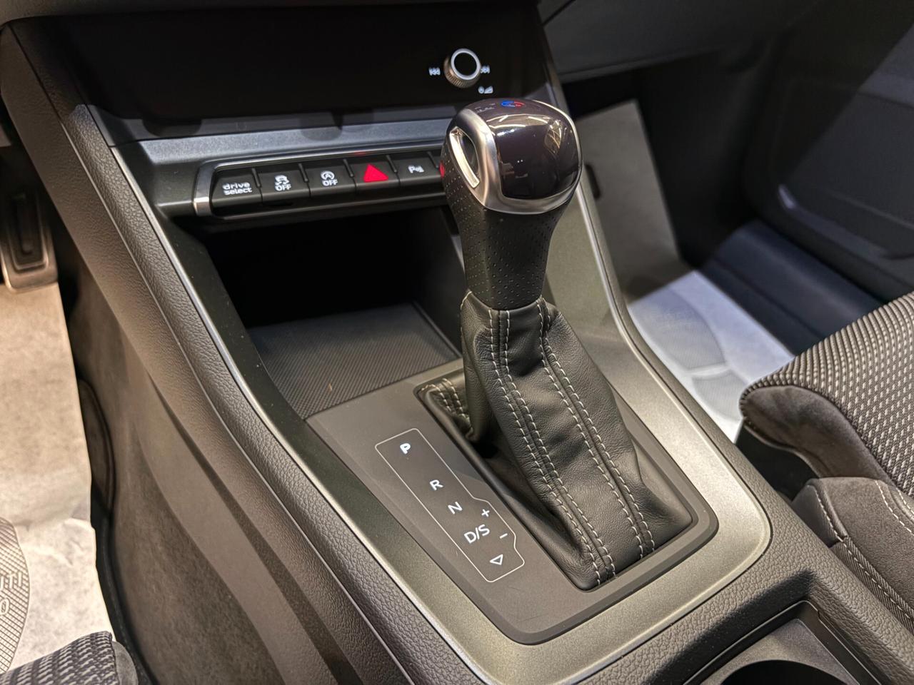 Audi Q3 35 TDI quattro Sline plus black ed.