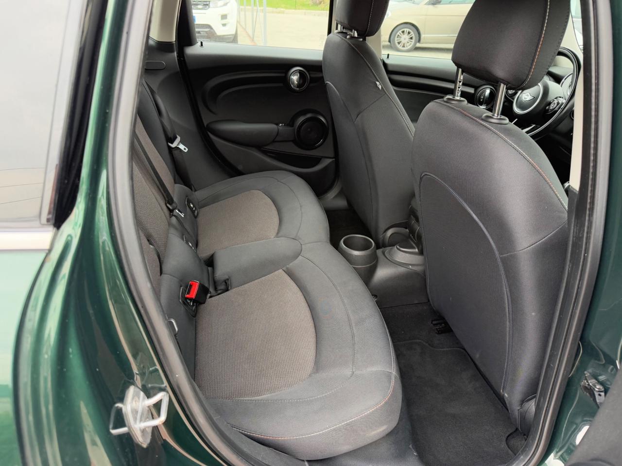 Mini 1.5 Cooper D 5 porte OK NEOPATENTATI EURO6