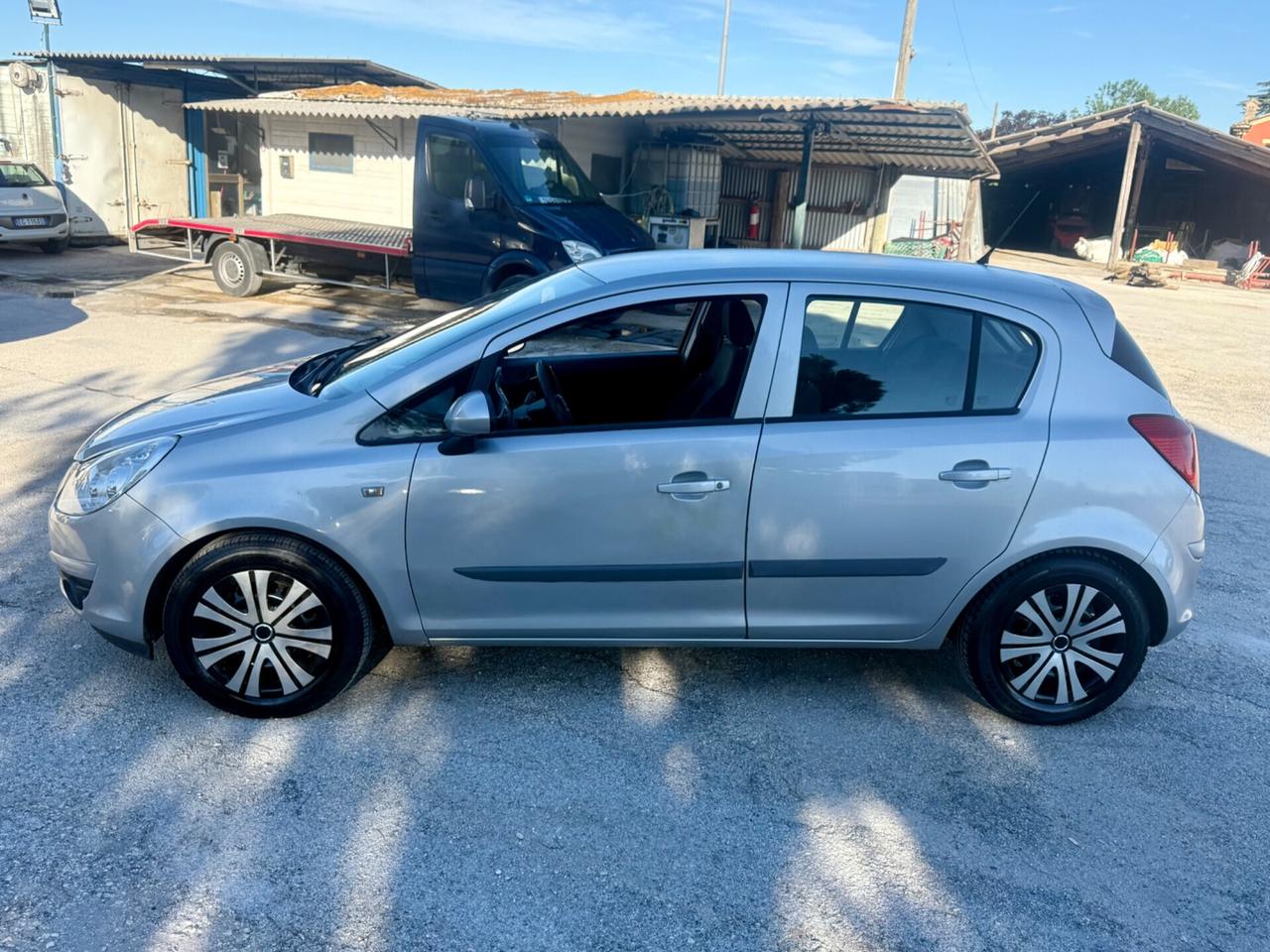 Opel Corsa 1.2 Benzina Neopatentati 130milaKM