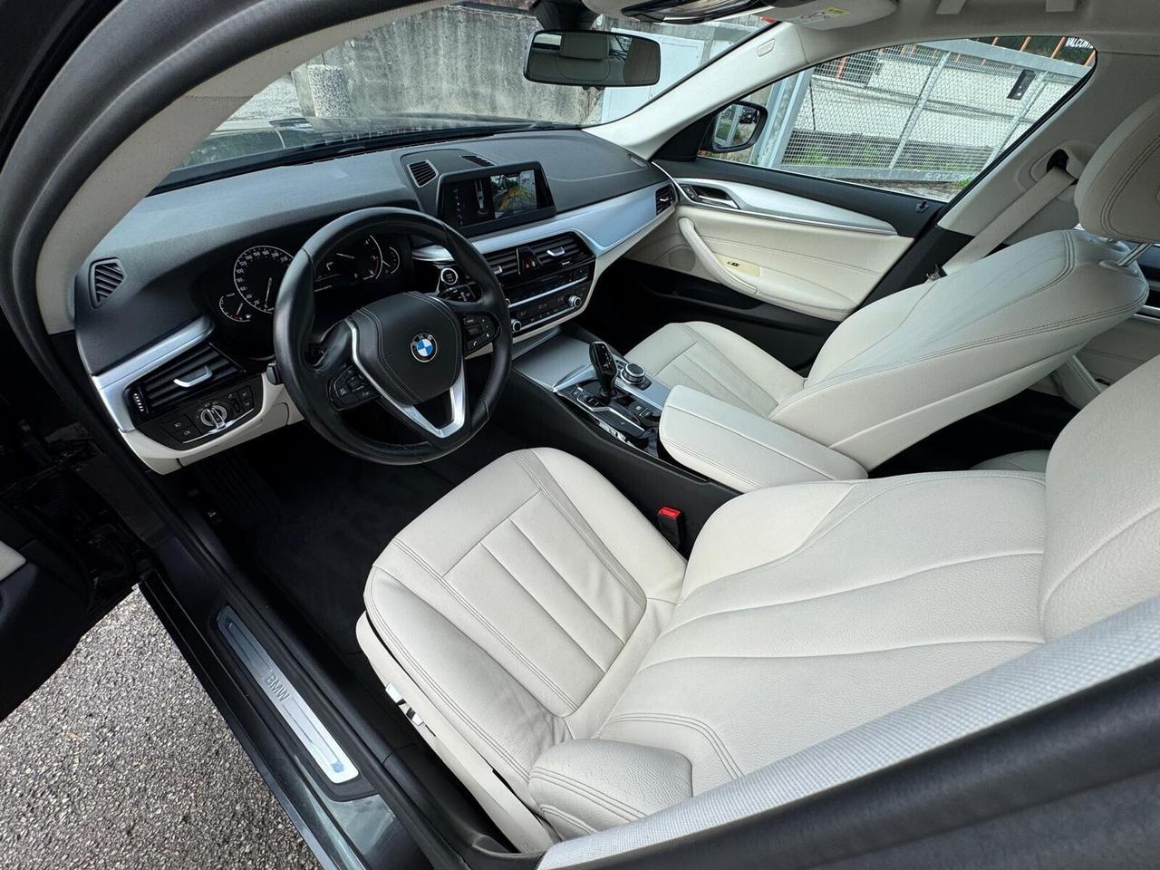 BMW 530d xDrive Touring Sport - IMPECCABILE