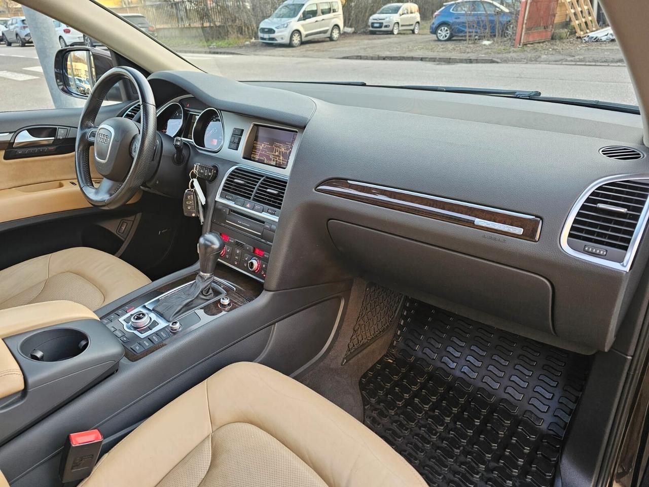 Audi Q7 3.0 V6 TDI 240cv Quattro*Pelle*Navi*Tetto*Bi-Xeno*21*7Posti*