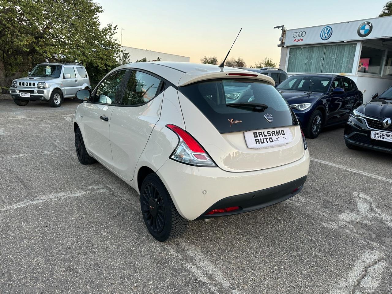 LANCIA Ypsilon 1.2 69 CV 5p. Gold