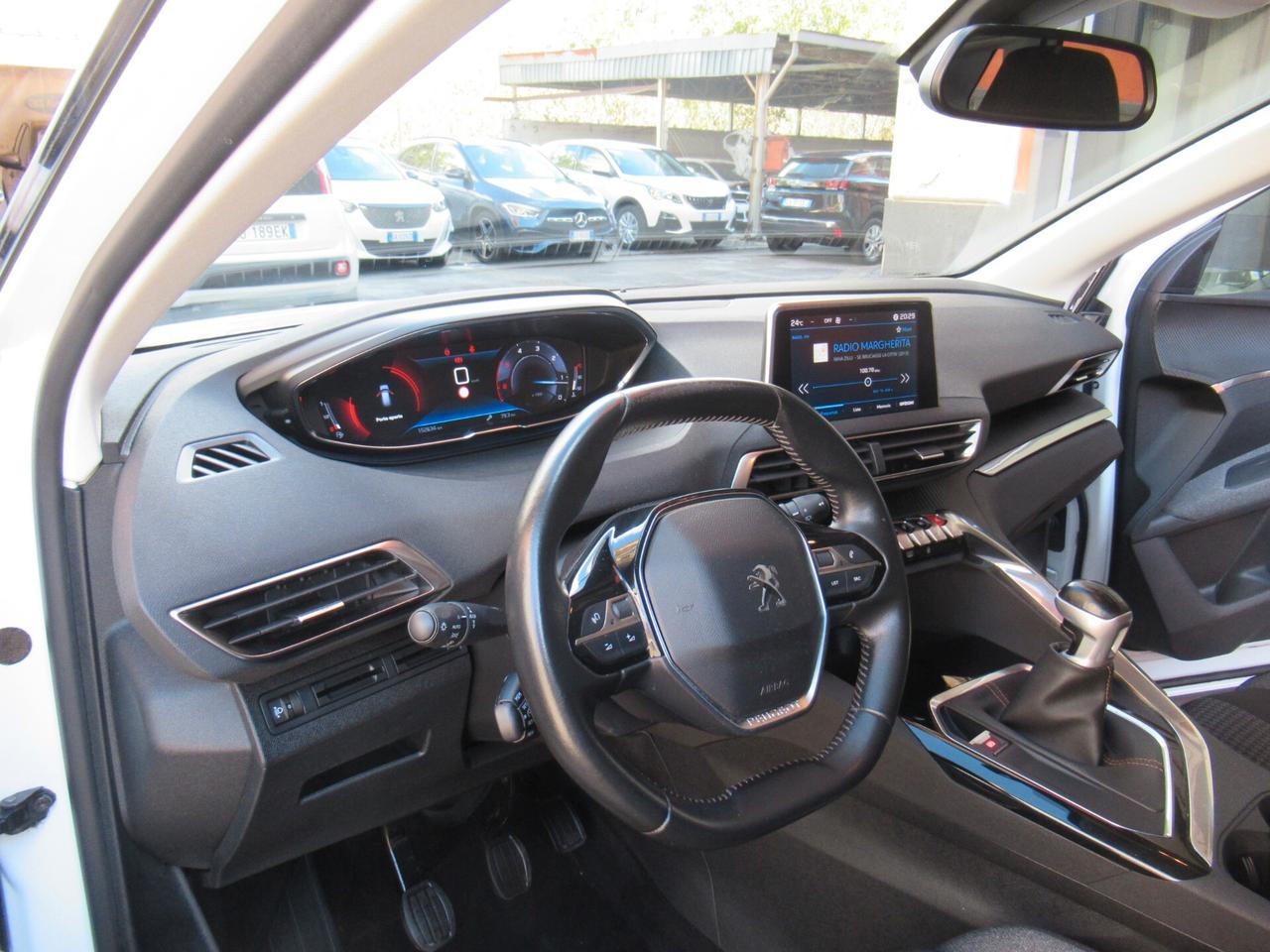 Peugeot 3008 BlueHDi 130 S&S Business